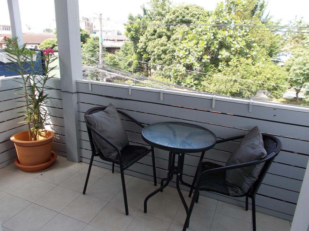 Wualai Residence Chiang Mai Buitenkant foto